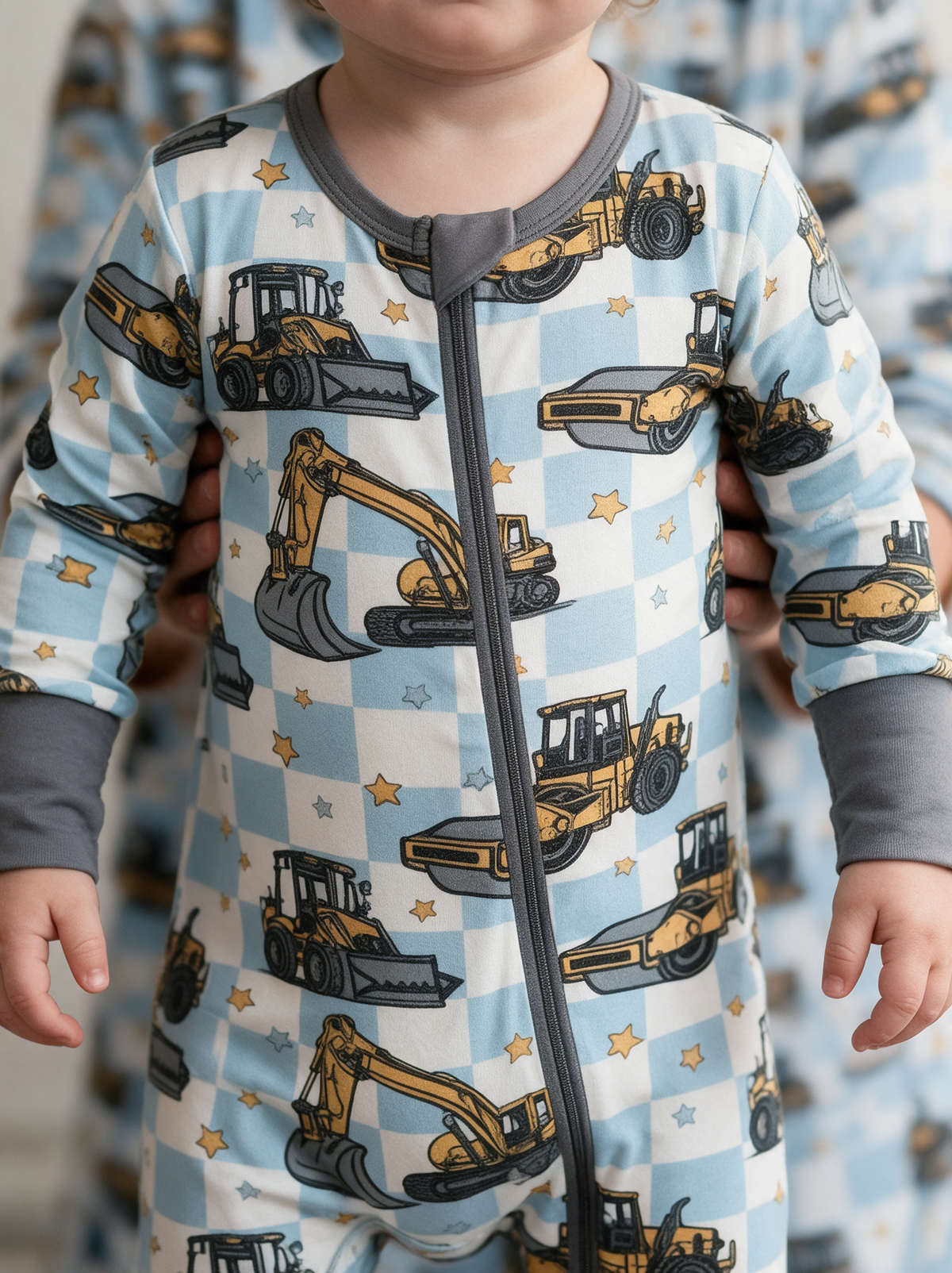 Little Diggers Convertible Romper zipper and cuff detail